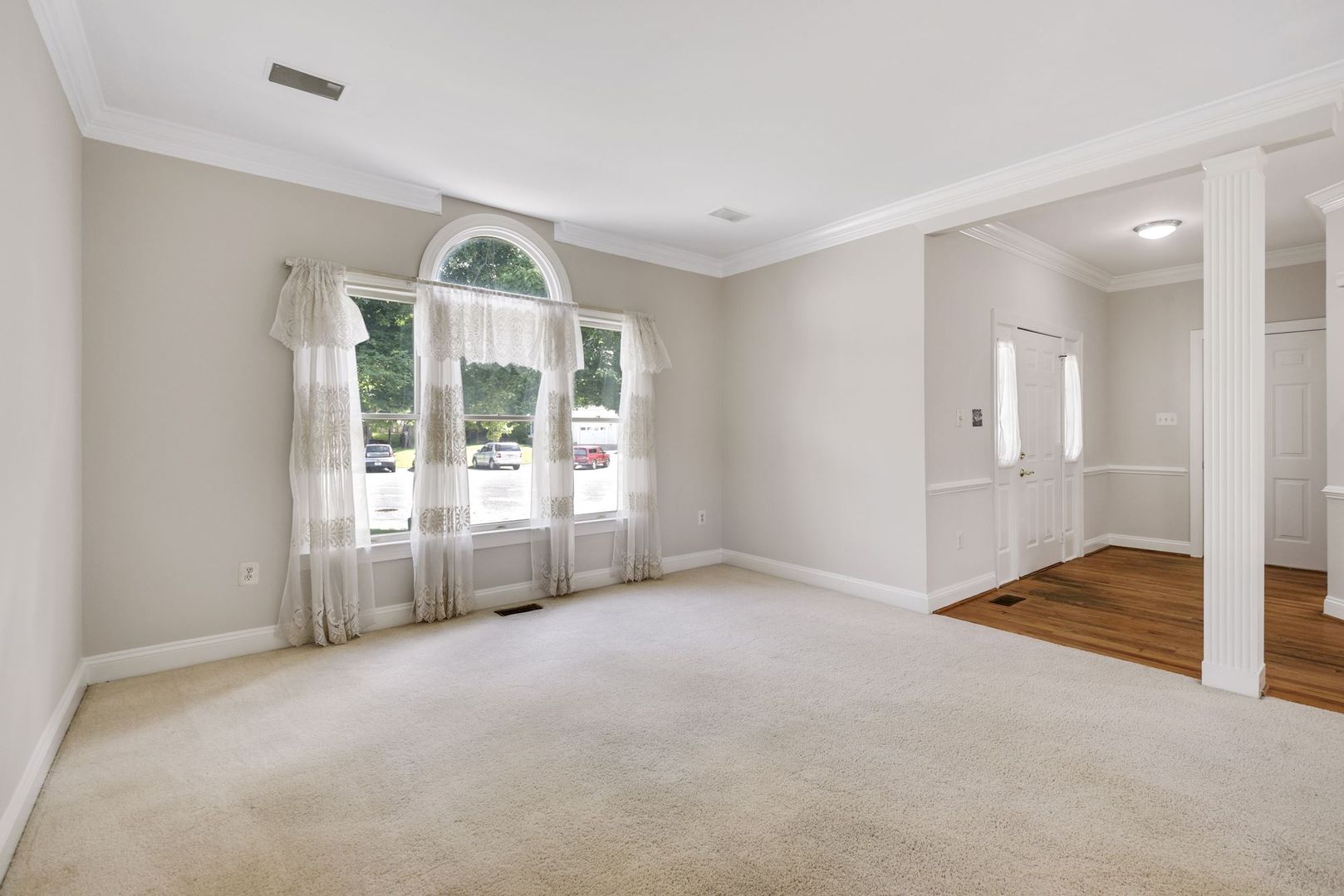 9202 Linden Grove Ct 4 of 12