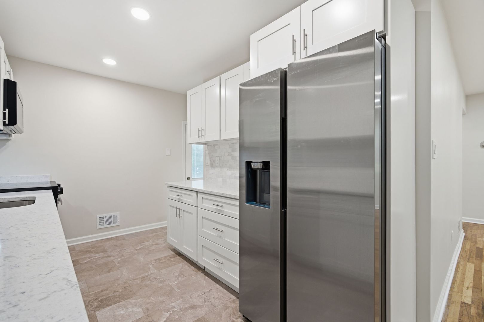 18 Grandin Cir 11 of 12
