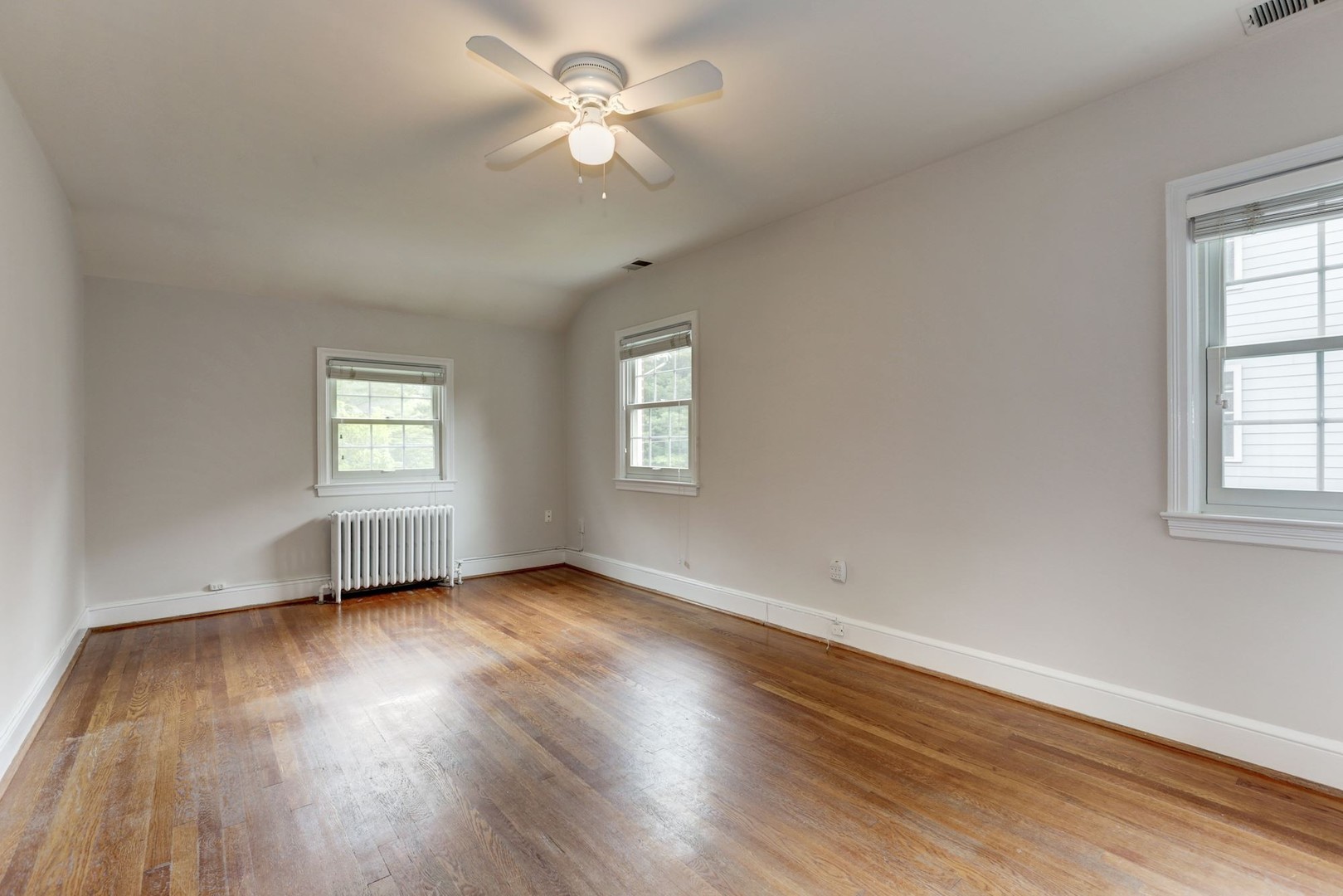 4933 47th St NW 22 of 33