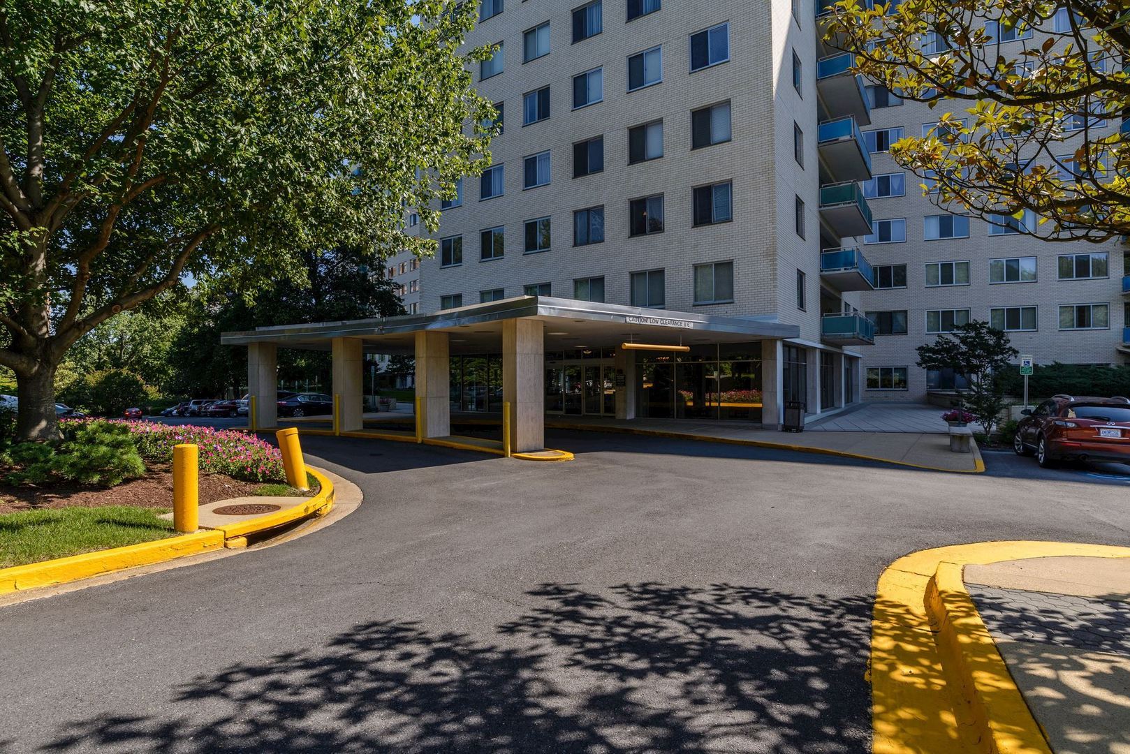North Bethesda Studio - Walk to Metro - Utilities Included