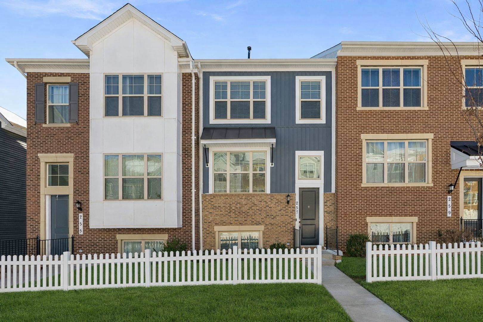 Clarksburg Townhome: 257 Redpoll Aly