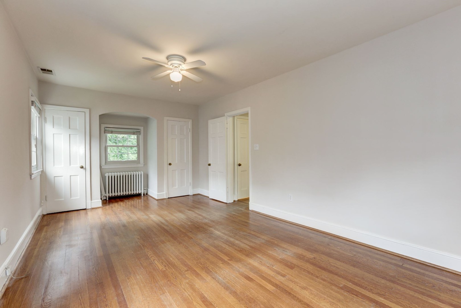 4933 47th St NW 23 of 33