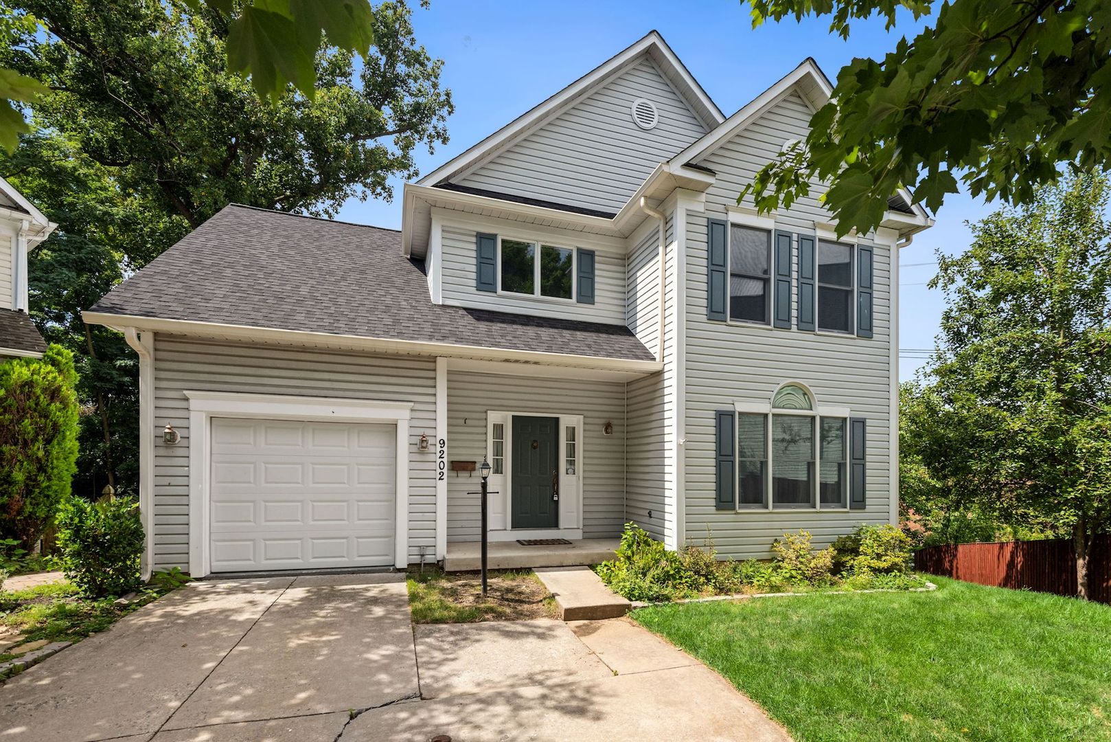 Silver Spring House: 9202 Linden Grove Ct