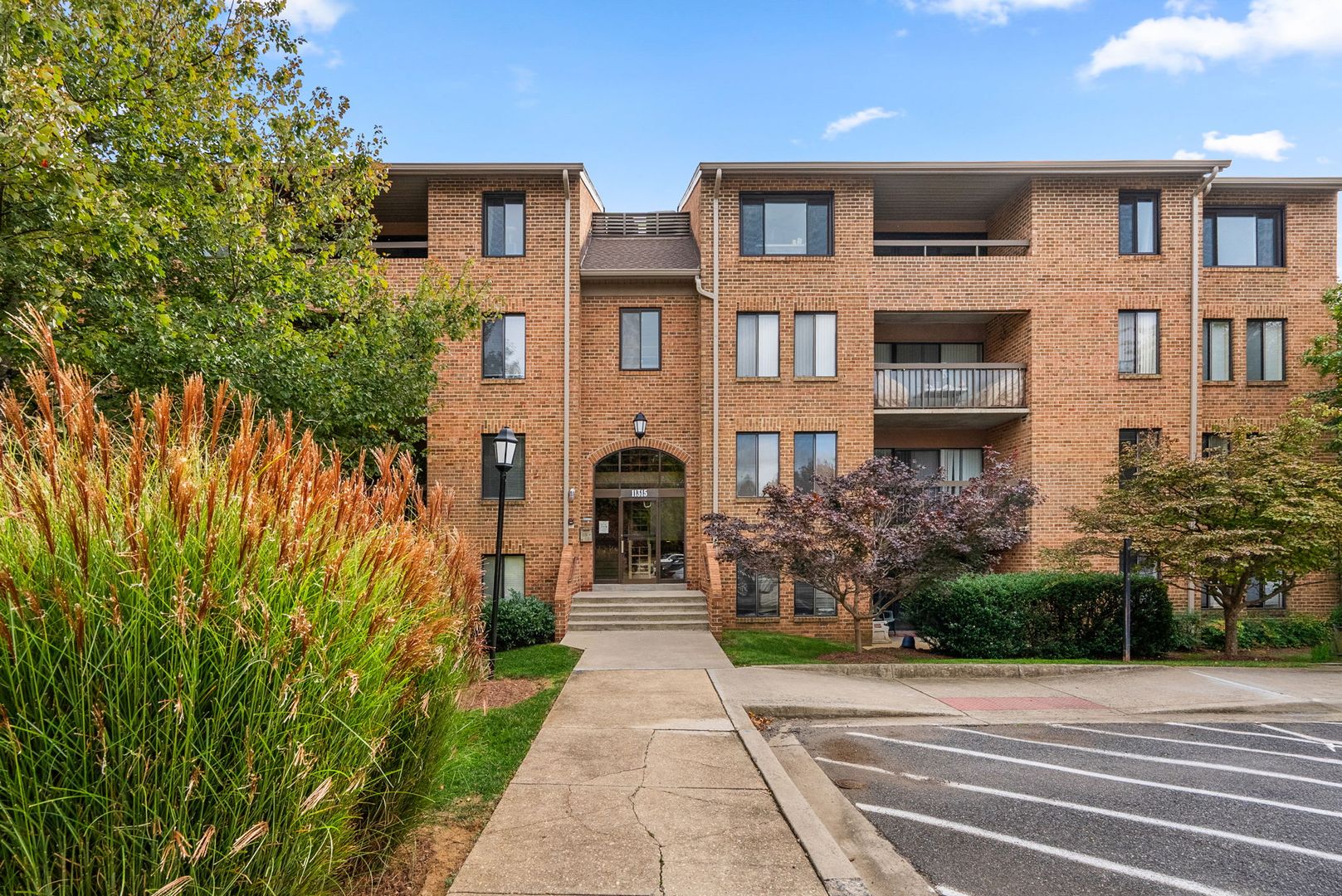 2 Bed 1 Bath - Georgetown Village Condo - Move In Ready