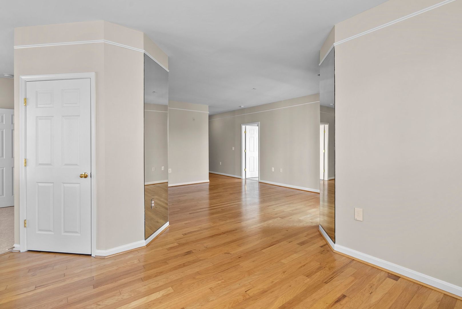101 Watkins Pond Blvd 4-306 5 of 12