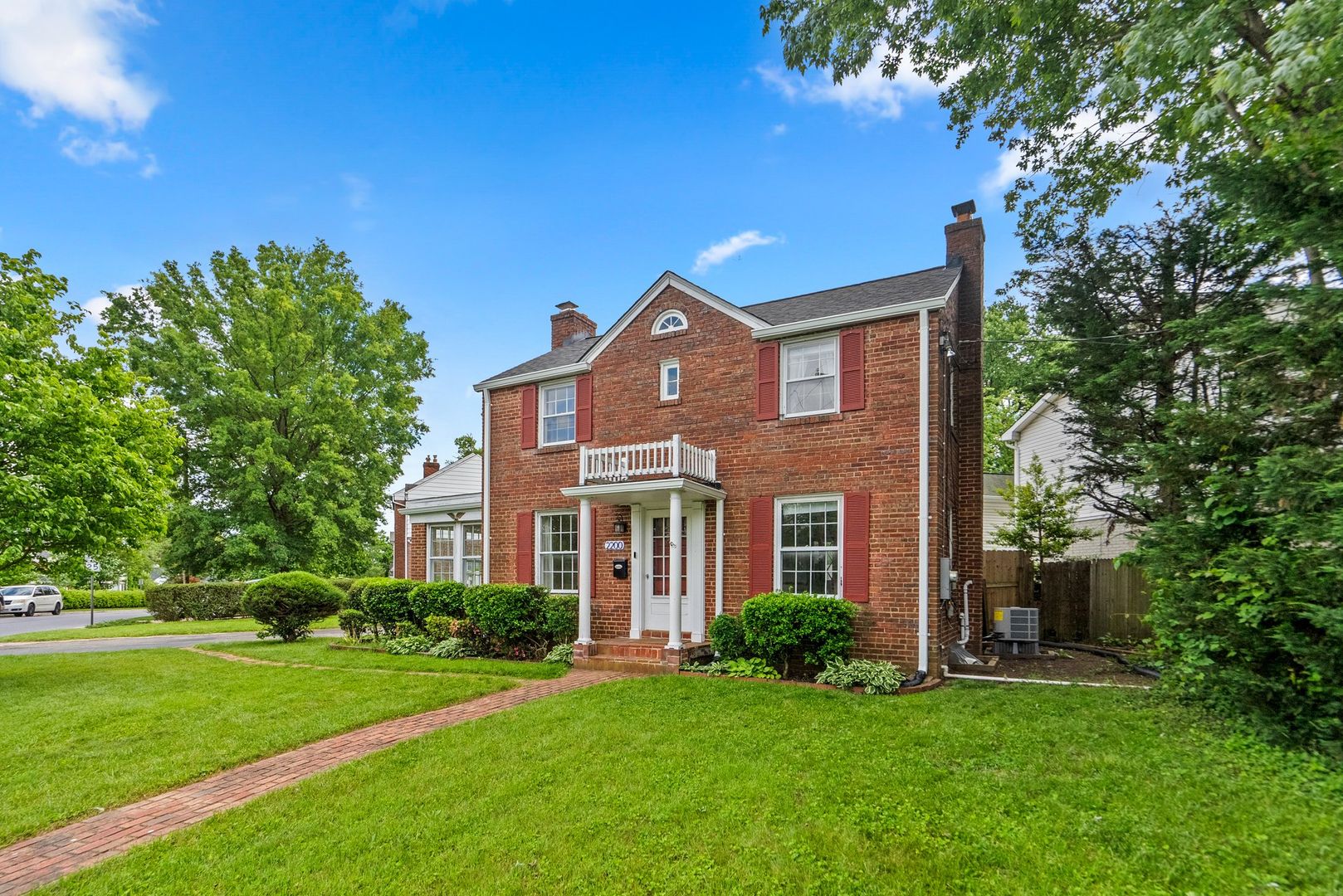 2200 Windham Ln 2 of 12