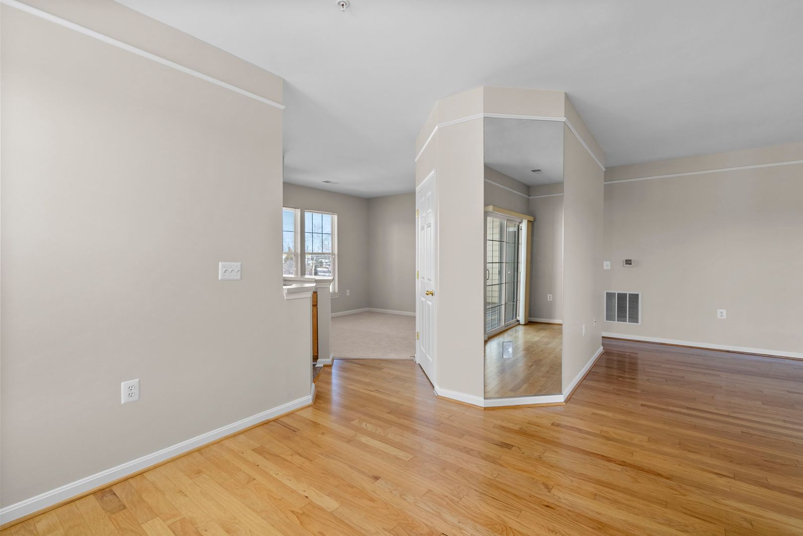 101 Watkins Pond Blvd 4-306 7 of 12