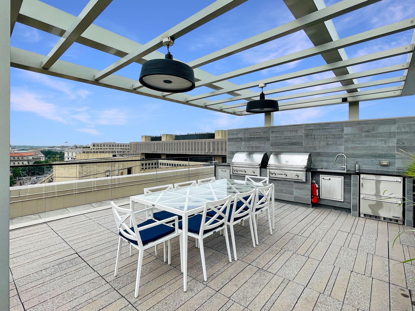 Roof deck at 801 Pennsylvania Ave NW #1224 (2 of 5)