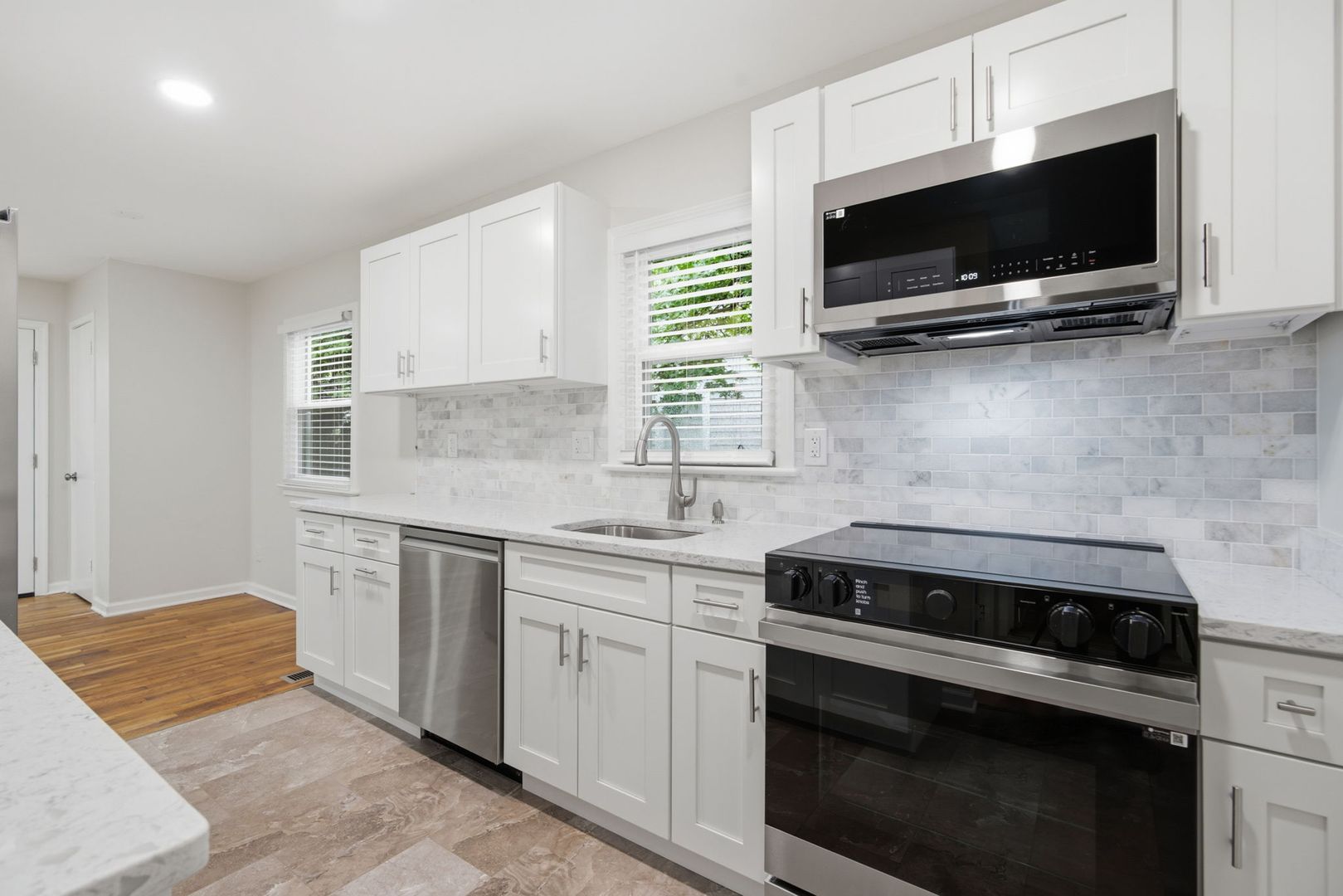 18 Grandin Cir 9 of 12