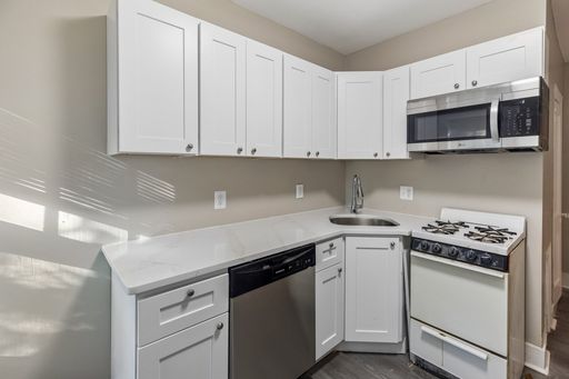 1 Bedroom Apartment – 2254 Bryn Mawr Ave. #3D, Philadelphia, PA 19131