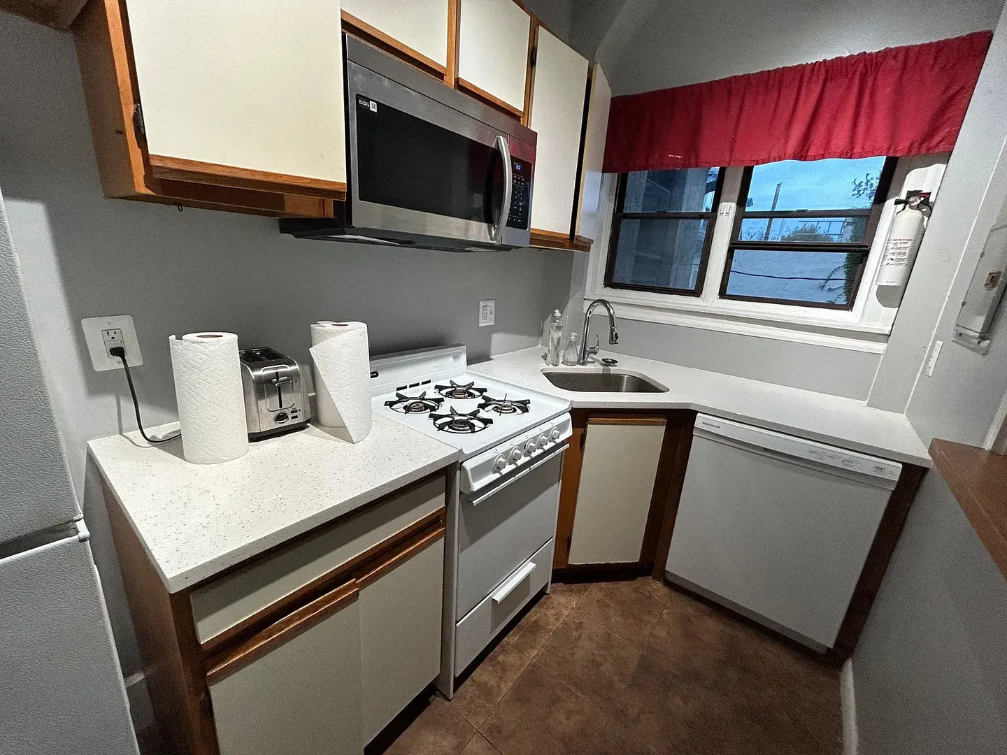 Philadelphia Apartment: 3308 3310 Hamilton Street