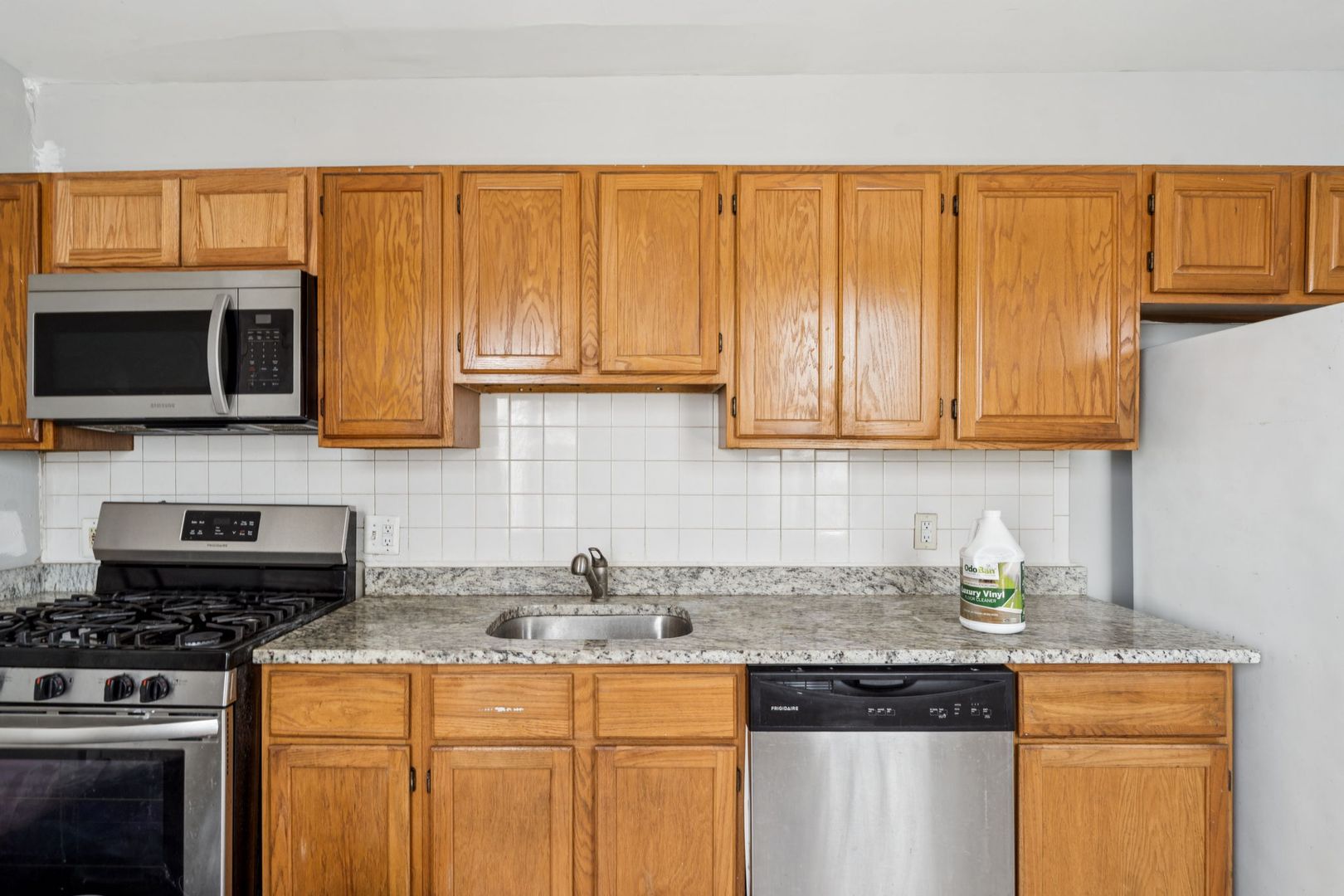 Philadelphia Apartment: 4141 Ridge Avenue
