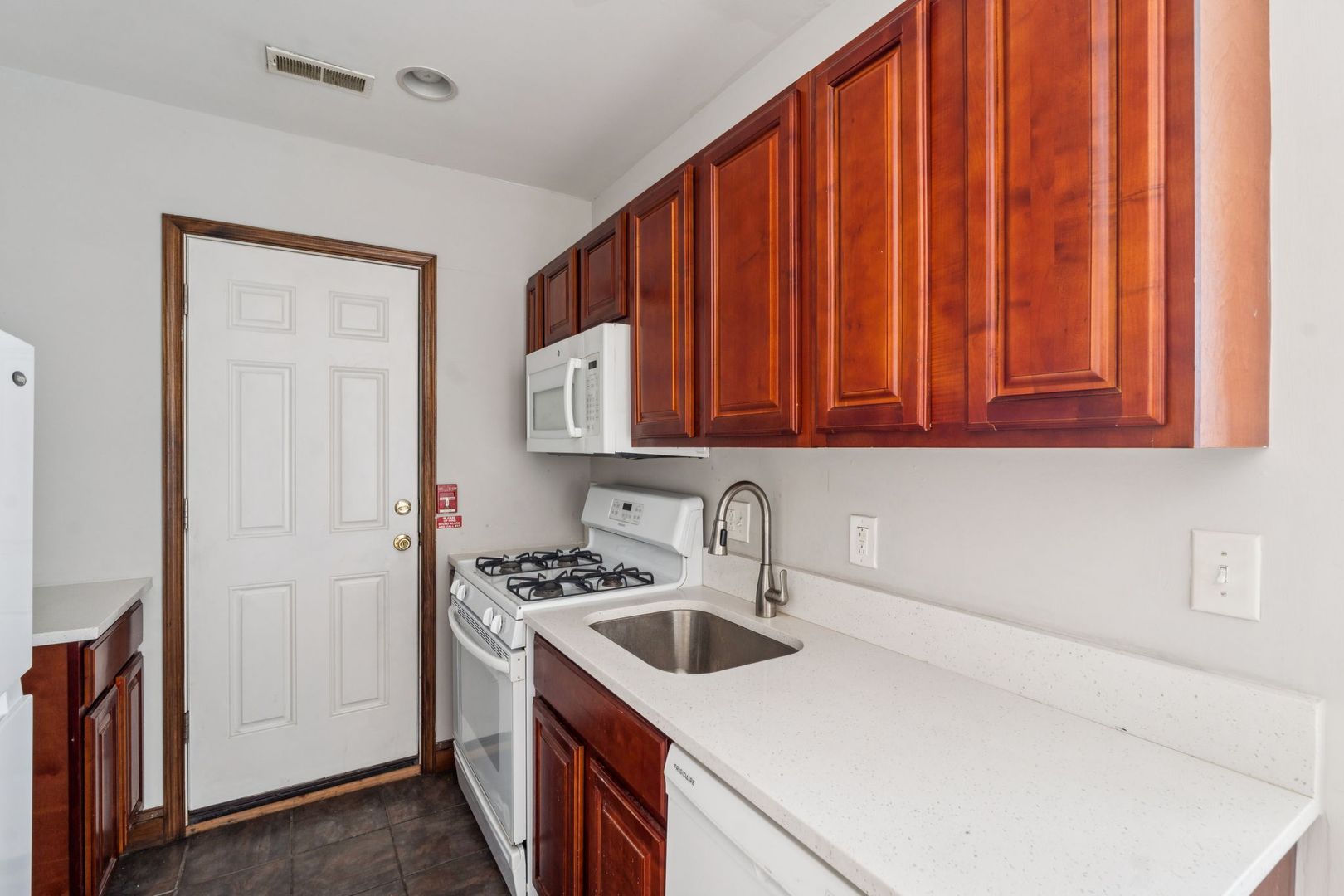 Philadelphia Apartment: 5100 Walnut Street