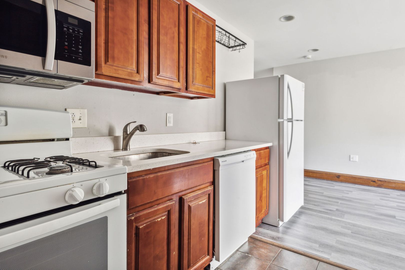 Philadelphia Apartment: 5100 Walnut Street