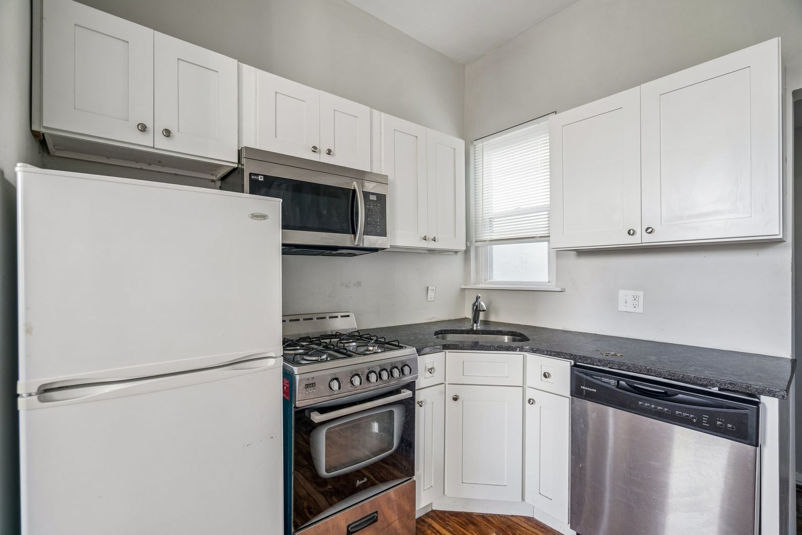 Philadelphia Apartment: 3509-15 Indian Queen Lane