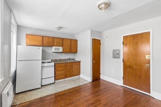 Studio Apartment – 3412-14 Spring Garden Street - A32, Philadelphia, PA 19104