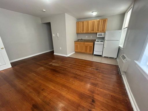 1 Bedroom Apartment – 3412-14 Spring Garden Street - B16, Philadelphia, PA 19104