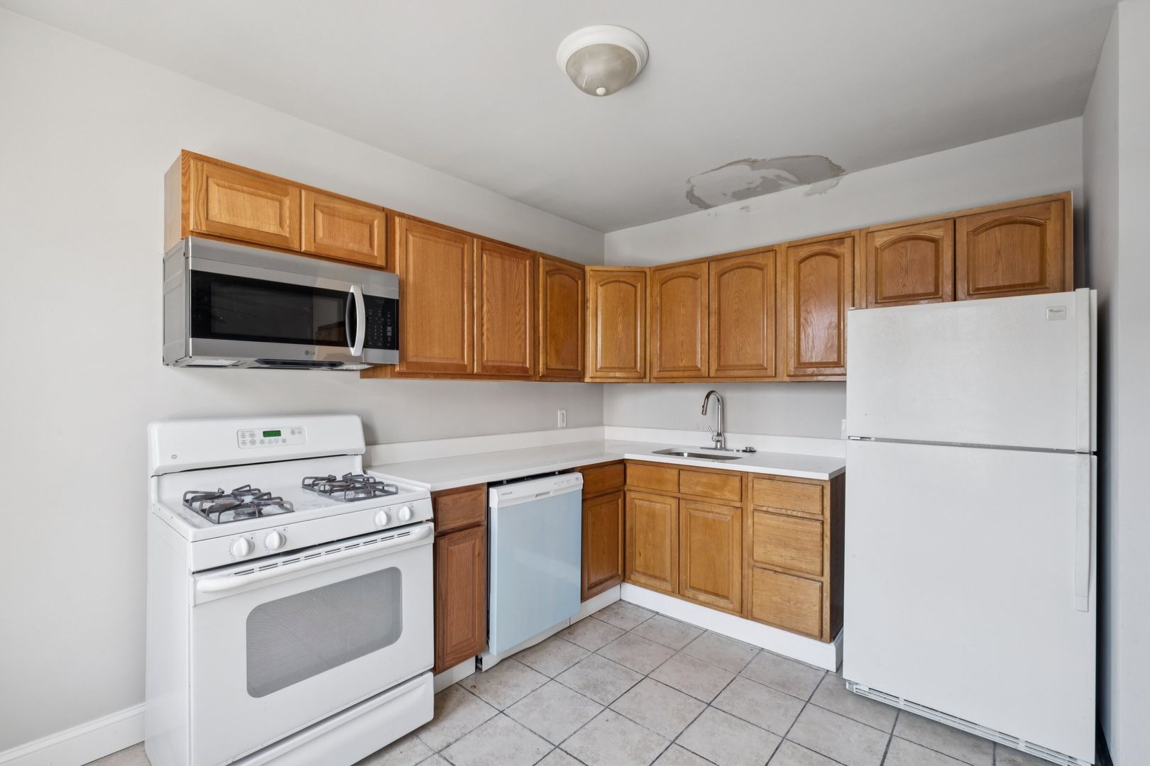 Philadelphia Apartment: 5100 Walnut Street