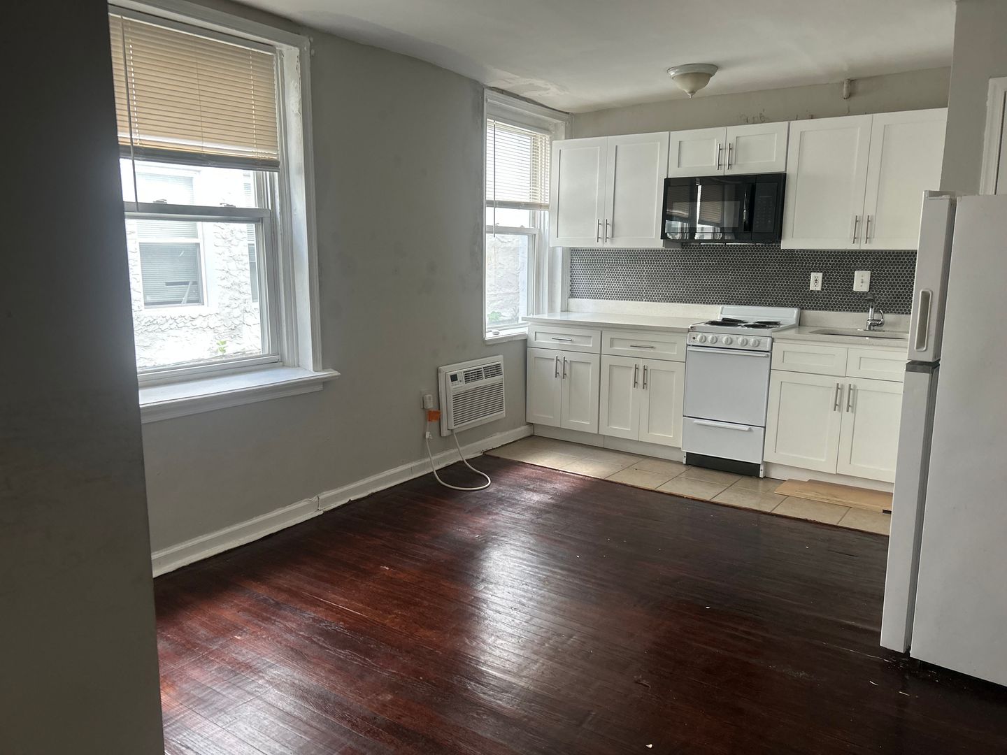 Philadelphia Apartment: 3412-14 Spring Garden Street
