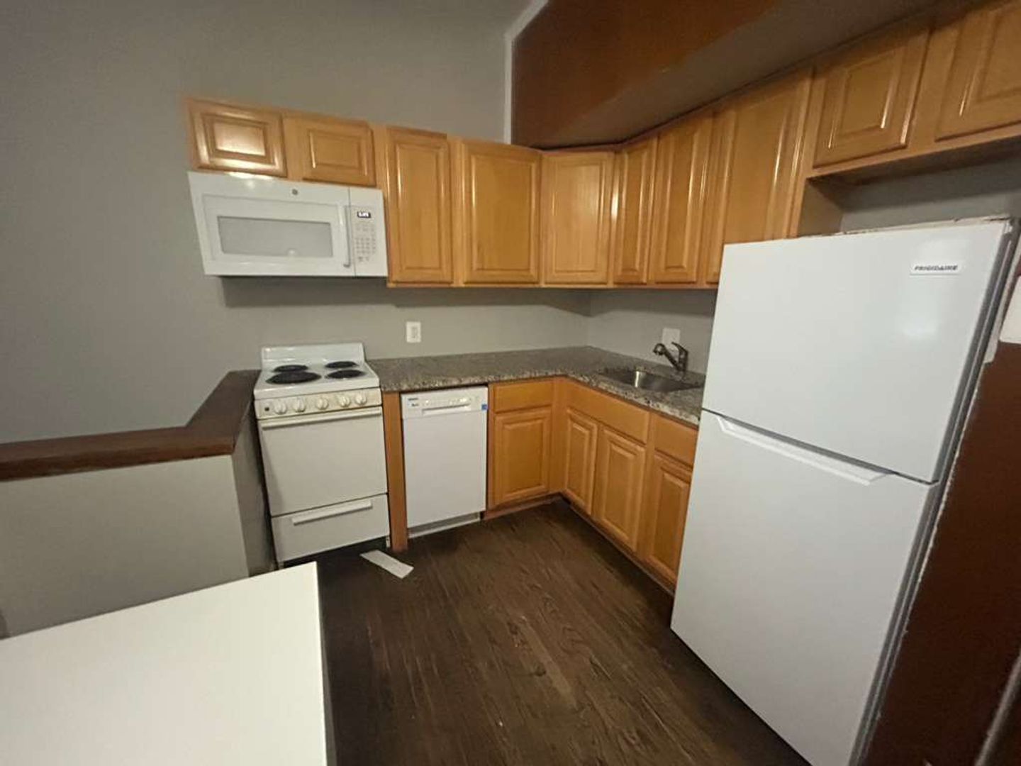 Philadelphia Apartment: 1215-17 Pine Street