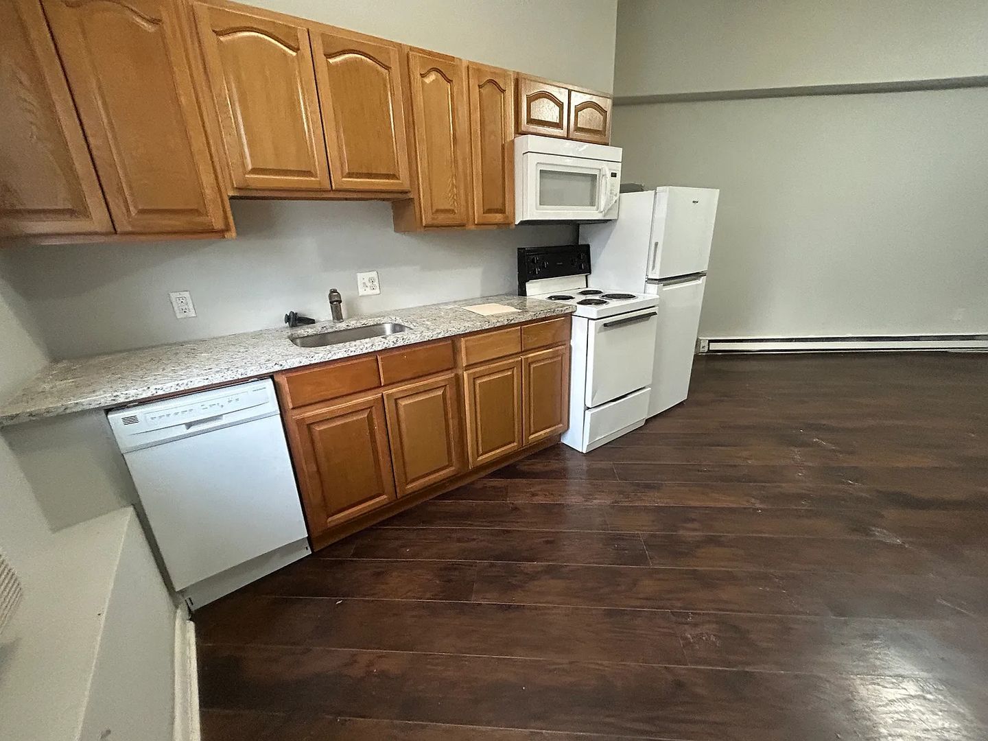 Philadelphia Apartment: 3509-15 Indian Queen Lane