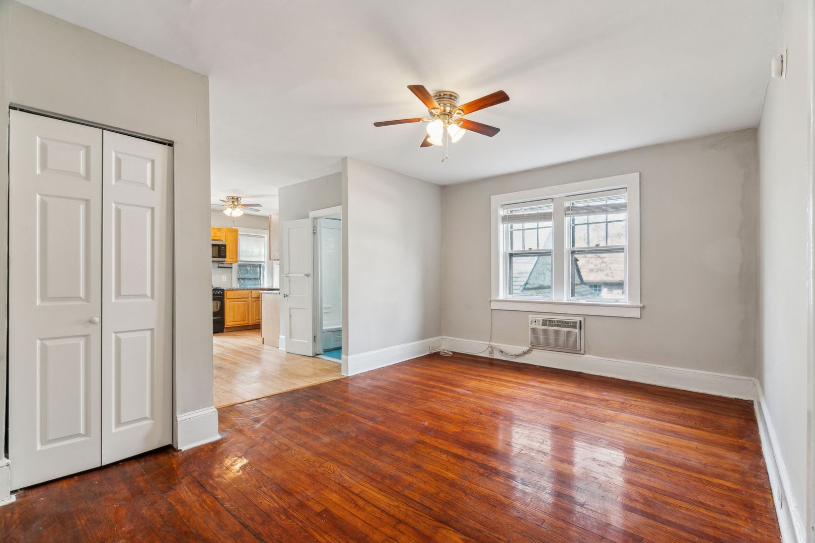 Philadelphia Apartment: 2254 Bryn Mawr Avenue