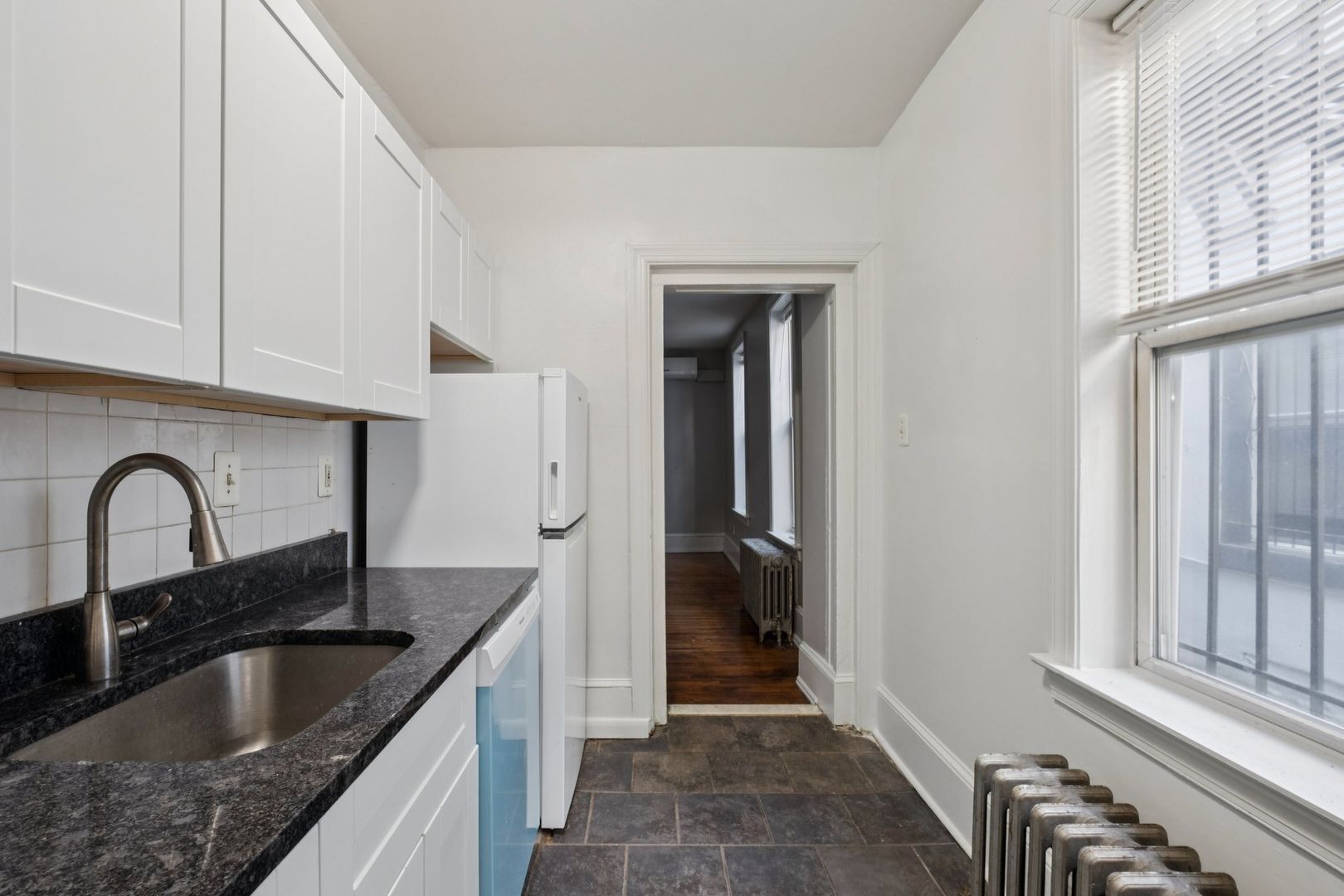 Philadelphia Apartment: 4141 Ridge Avenue