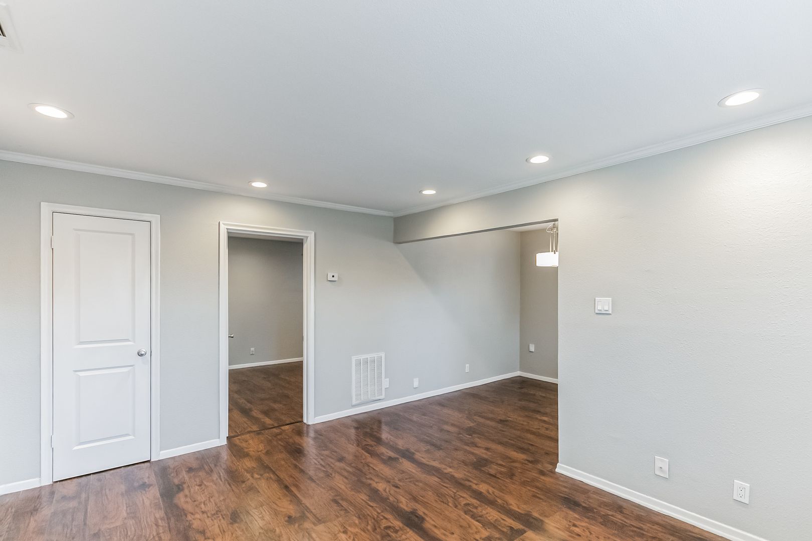 Dallas Apartment: 6315 Richmond Ave