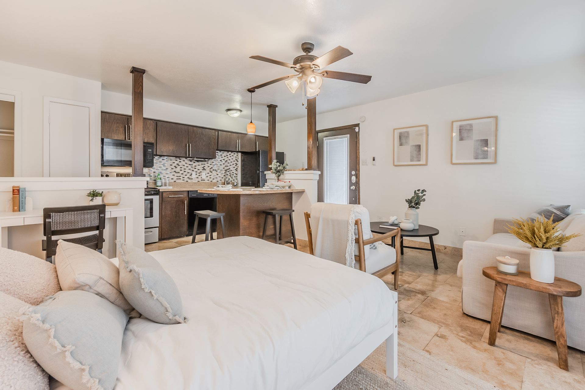 Dallas Apartment: 6466 Ridgecrest Rd