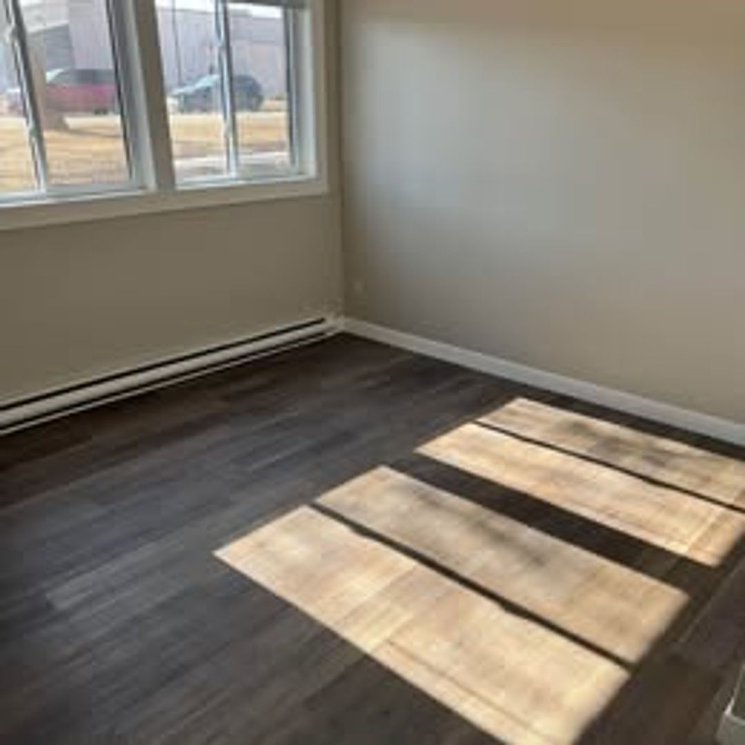 Waseca Apartment: 201 17th Avenue NE