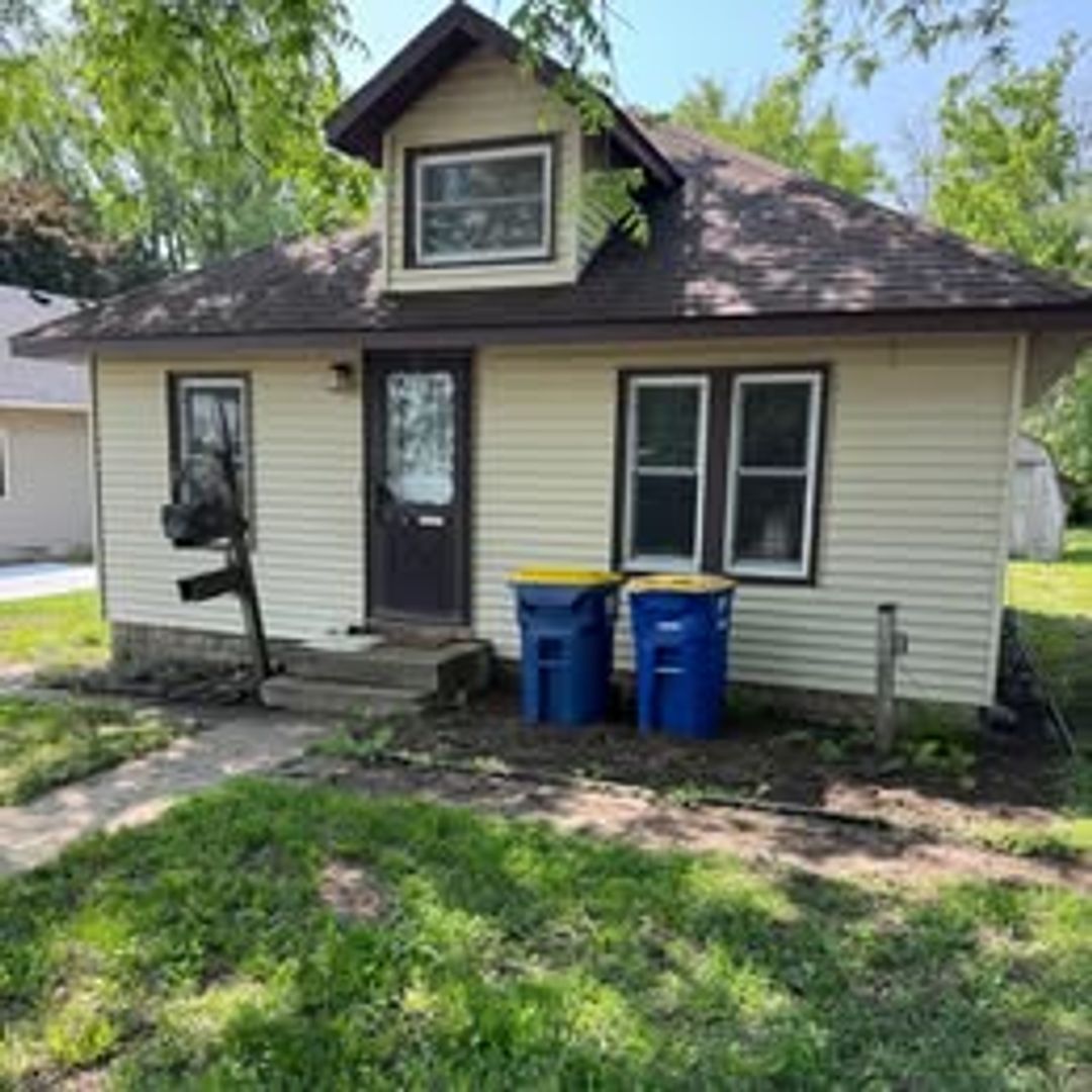 Faribault House: 515 10th Street SW