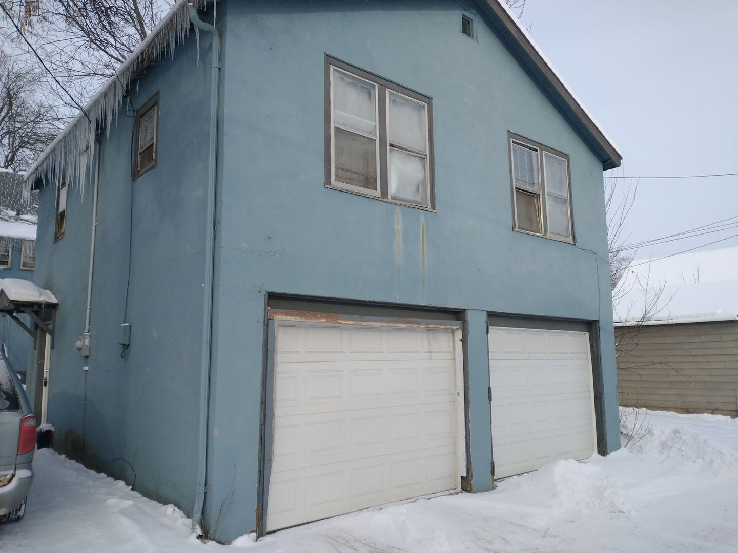 Virginia Apartment: 724 11th Street N