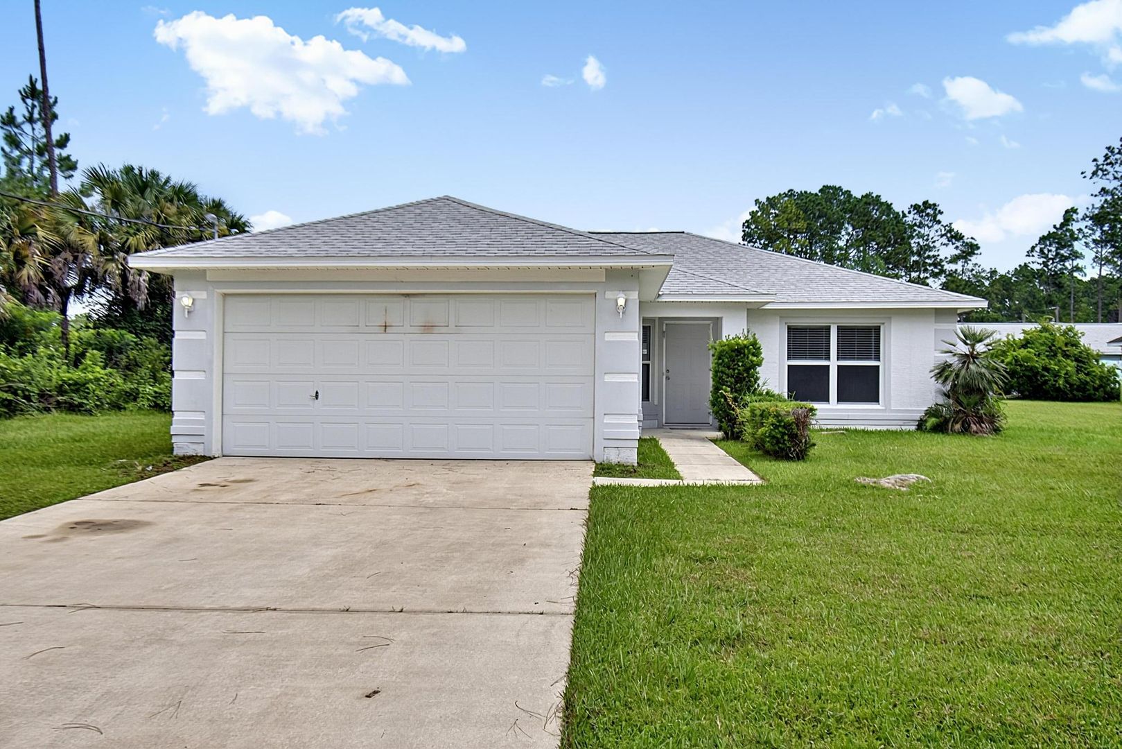 Palm Coast House: 15 Renmont Court