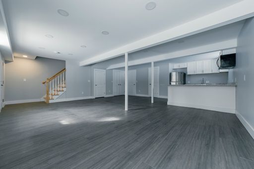 Huge Student Townhome Near UConn | Private Bedrooms