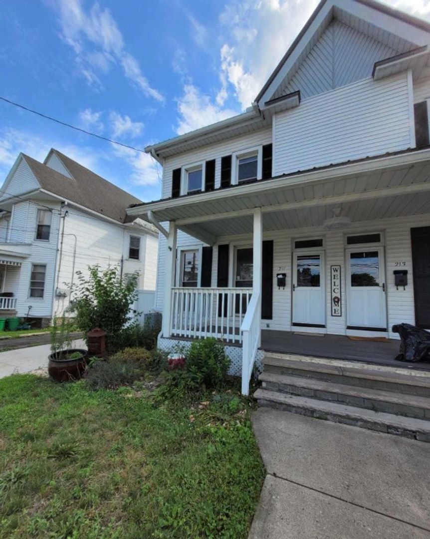 West Pittston Apartment: 211-213 Montgomery Avenue