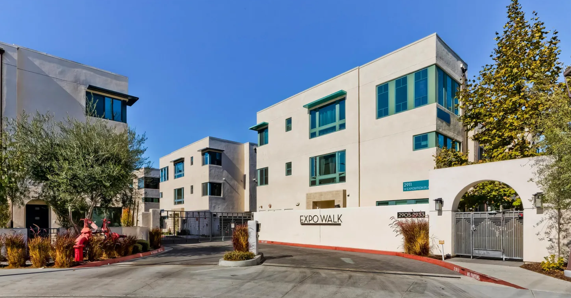 Los Angeles House: 2907 Exposition Place