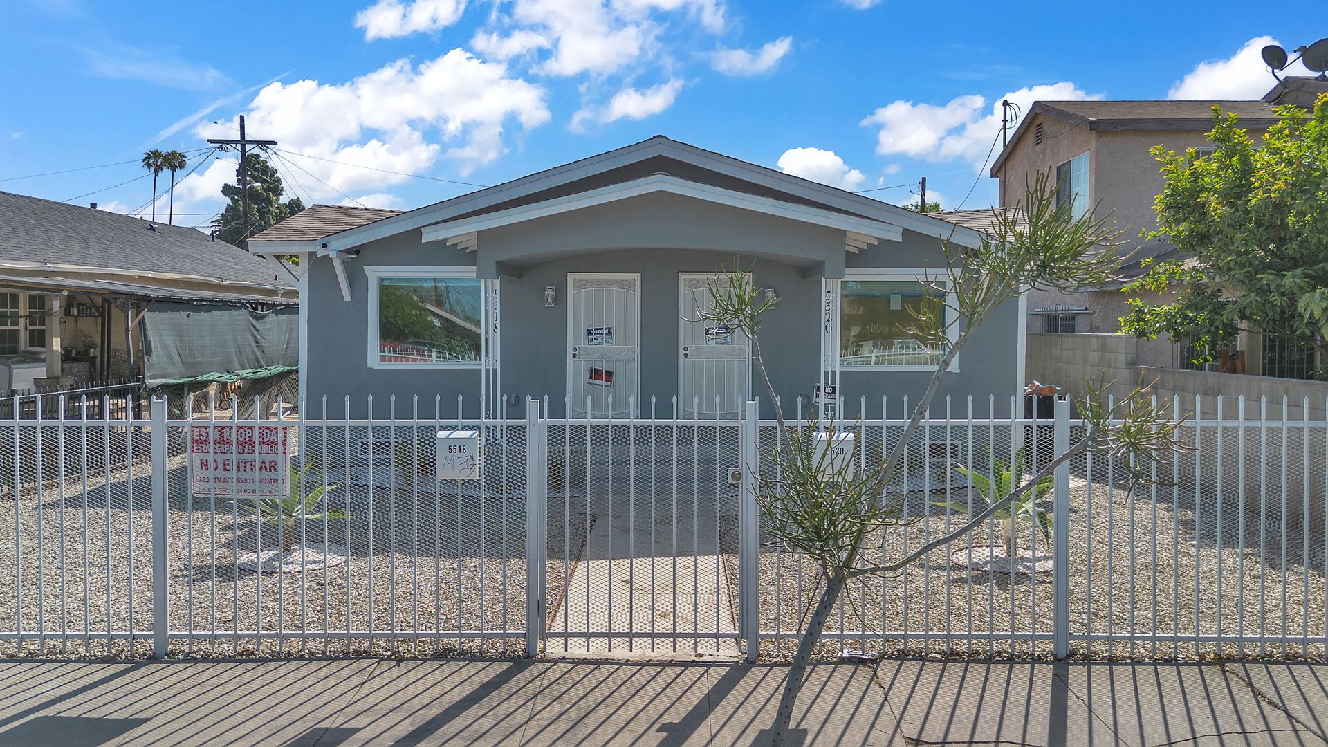 Los Angeles Apartment: 5518 Denker