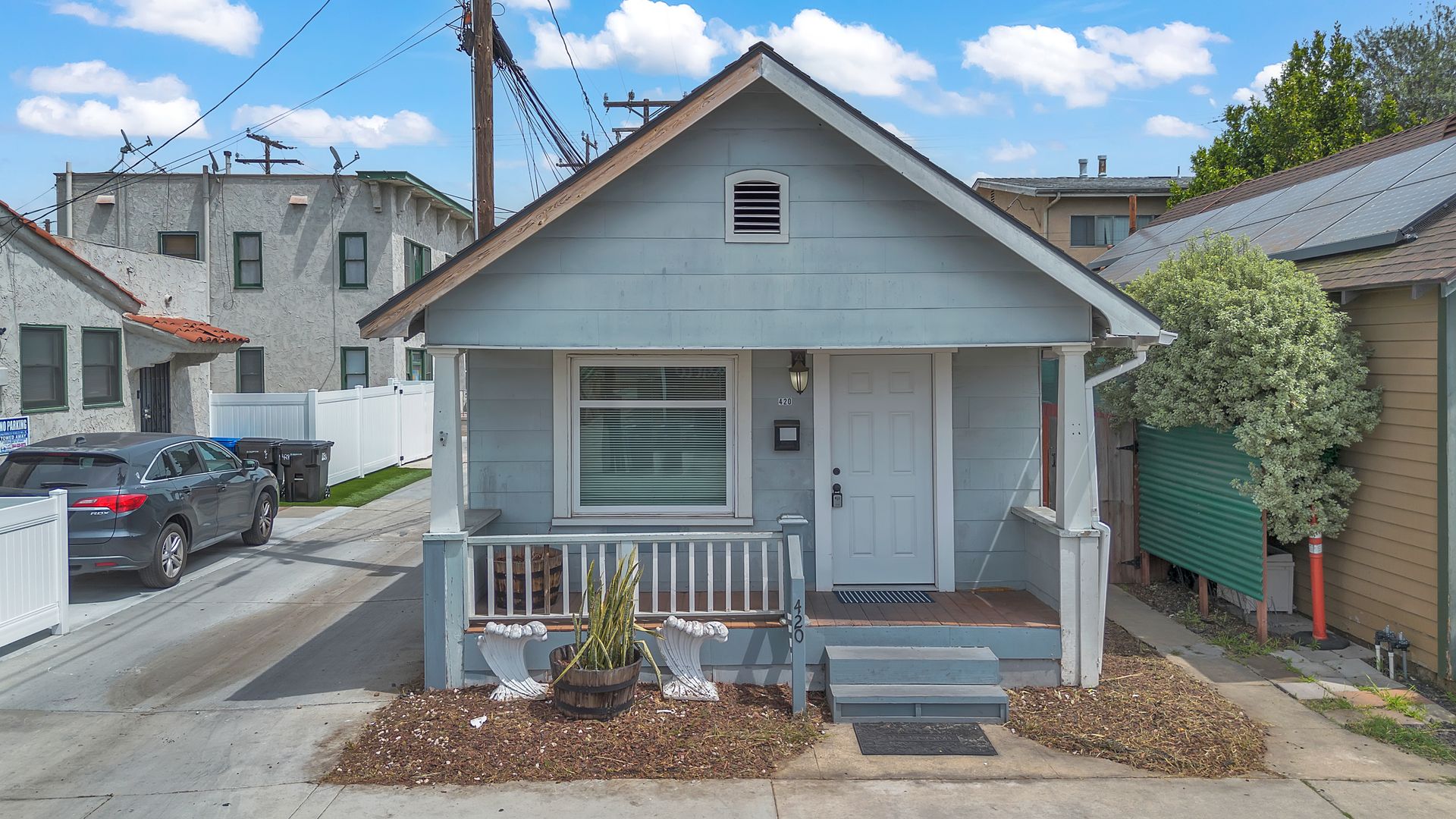 Long Beach House: 420 Bonito Avenue