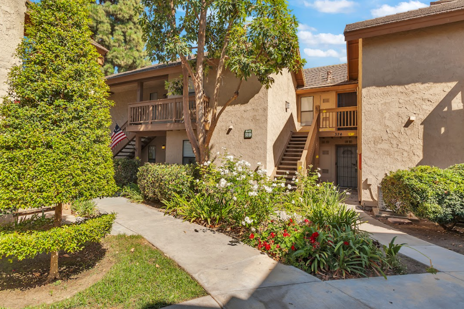 Irvine House: 324 Tangelo