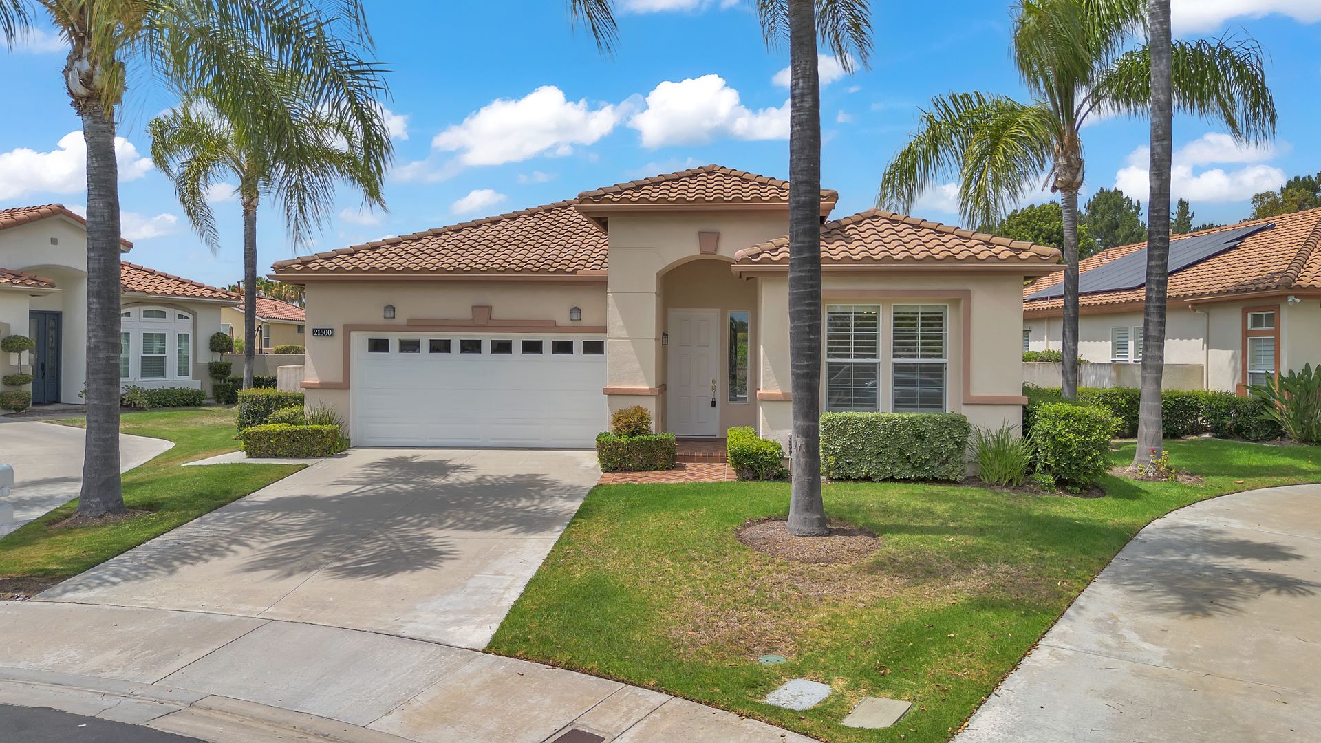 Mission Viejo House: 21300 Tarraco