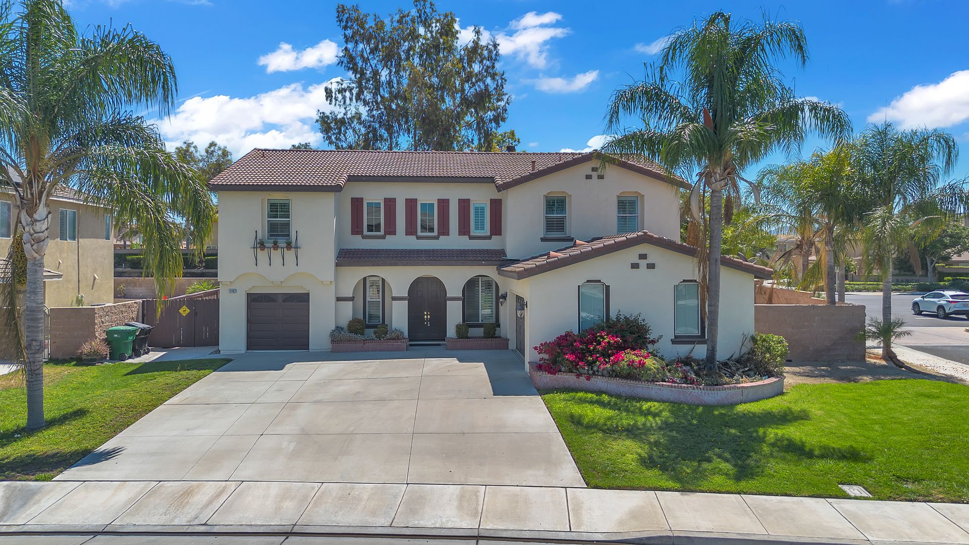 Corona House: 13402 Jasper Loop