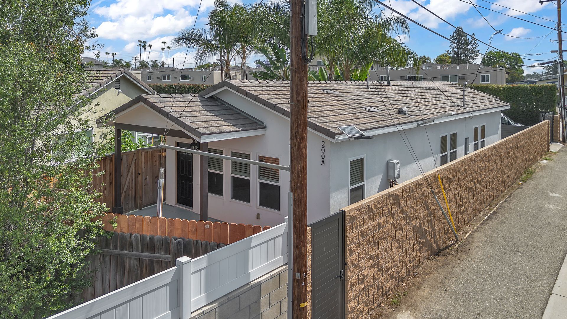 Fullerton Apartment: 200 A North Harrington Drive