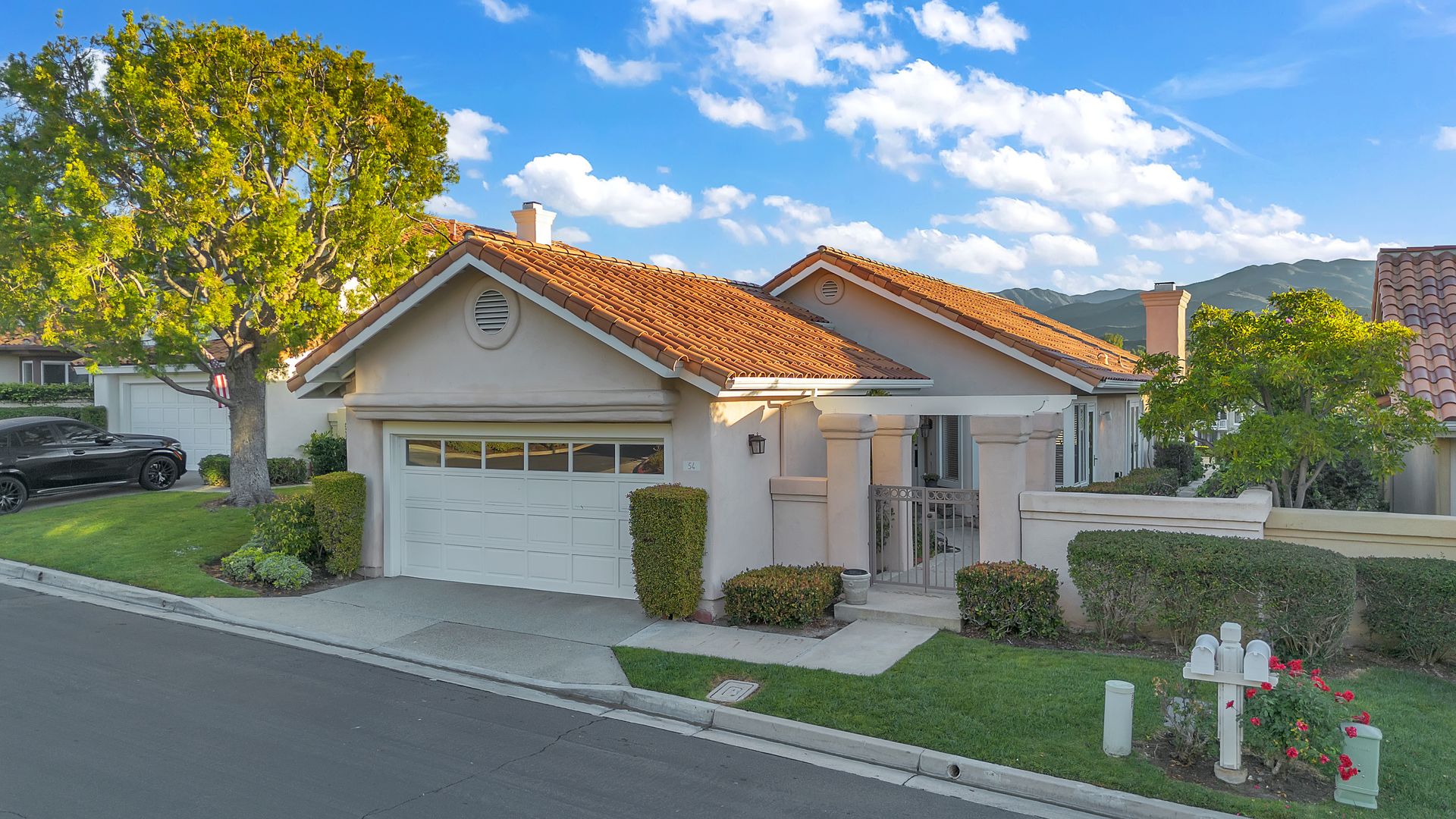 Coto De Caza House: 54 via Candeleria