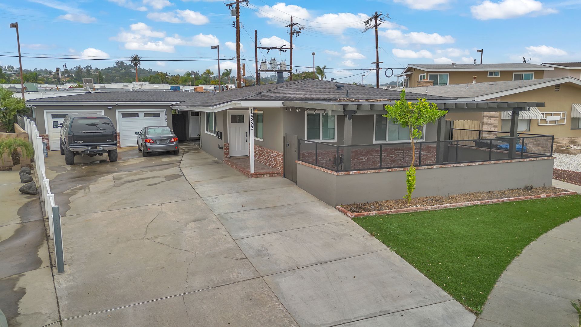 Whittier Apartment: 16223 Haldane Street