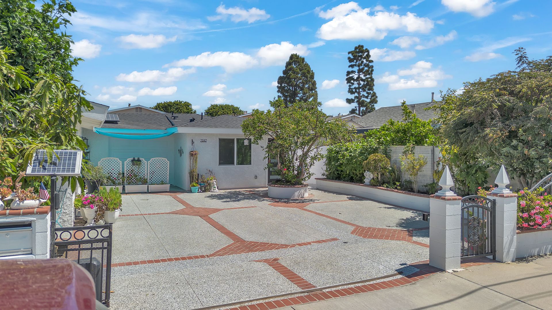 Huntington Beach House: 7597 Washington Dr