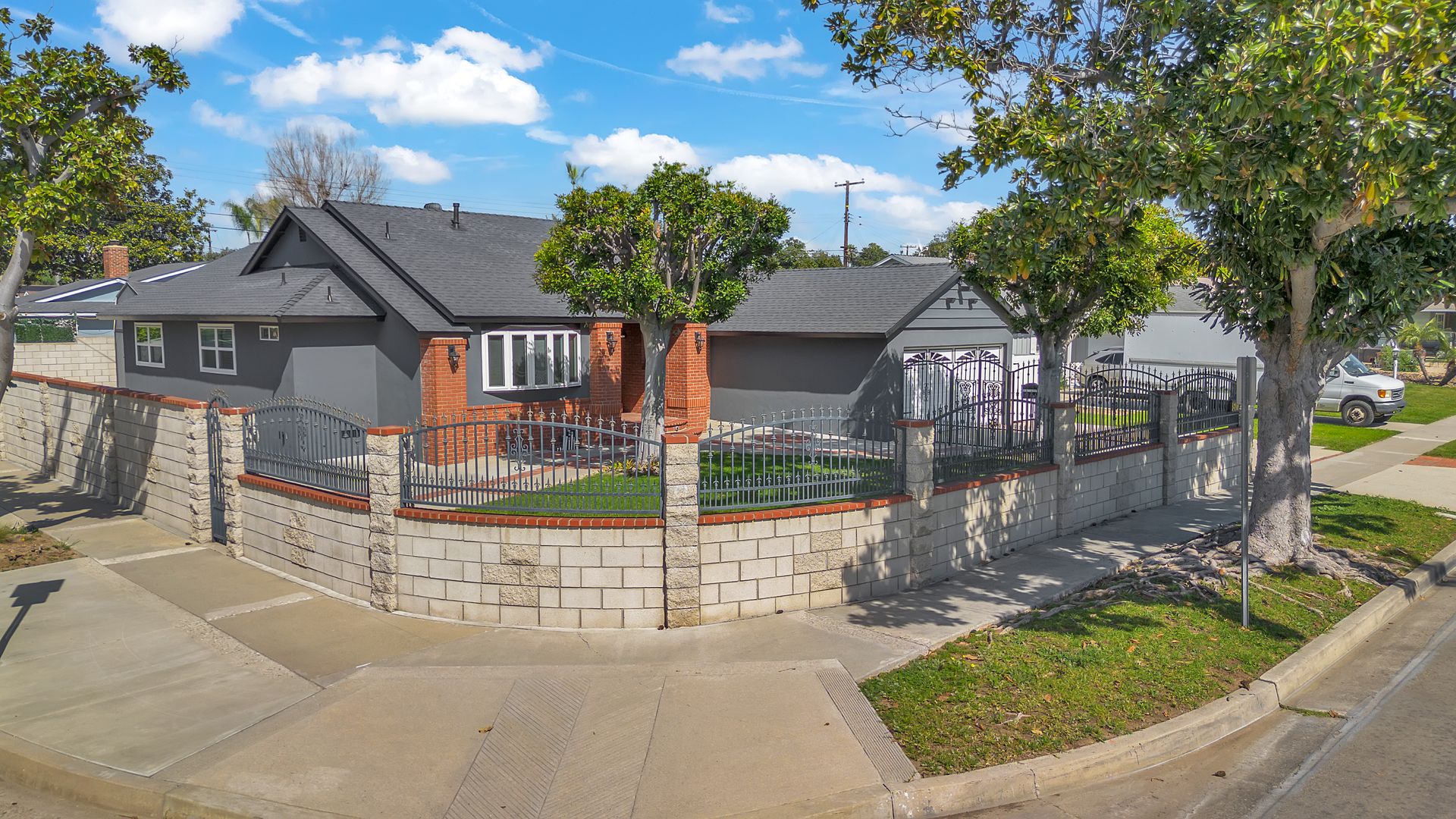 Fullerton House: 1501 Revere Drive