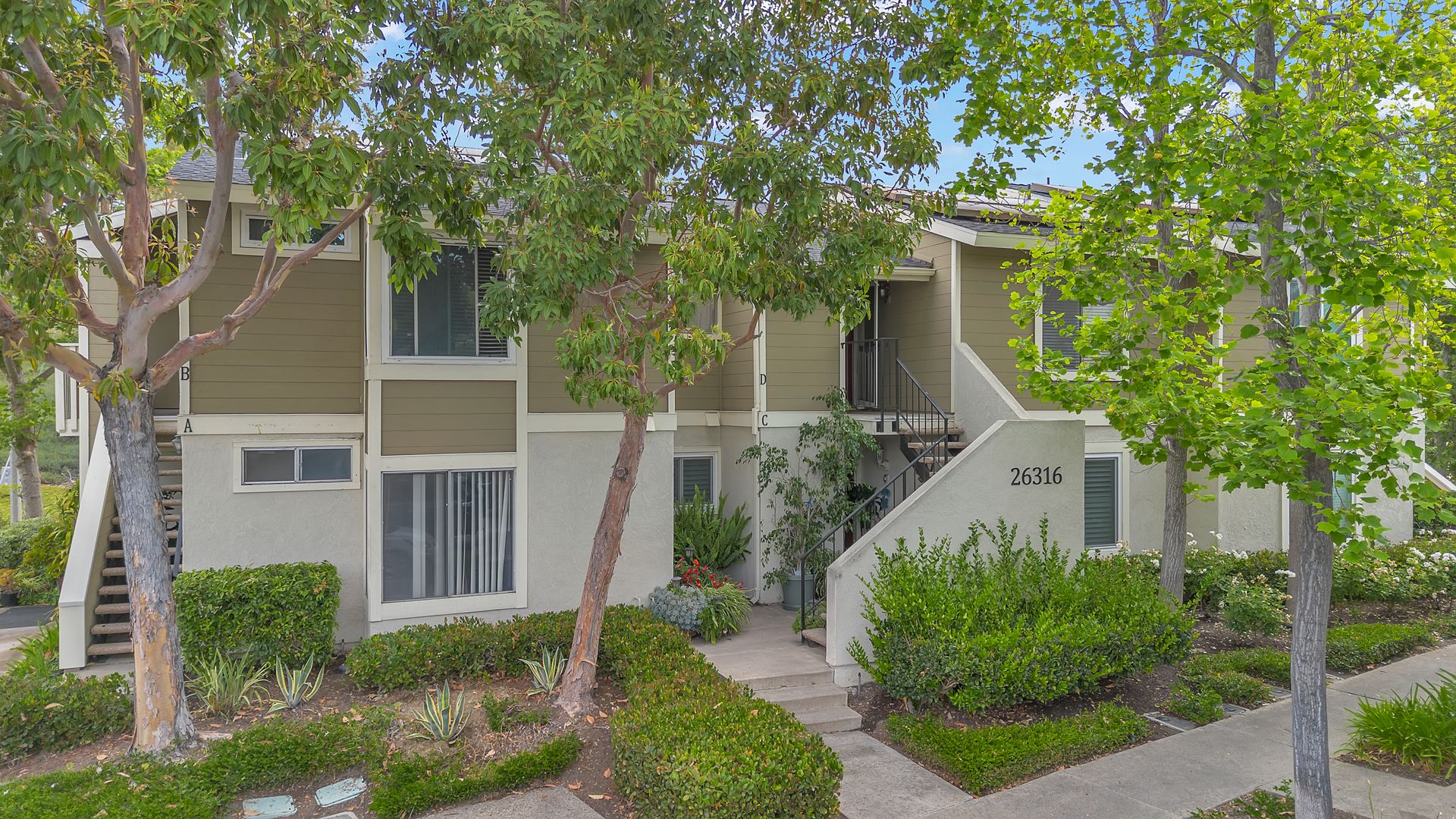 Mission Viejo House: 26316 Los Viveros #F