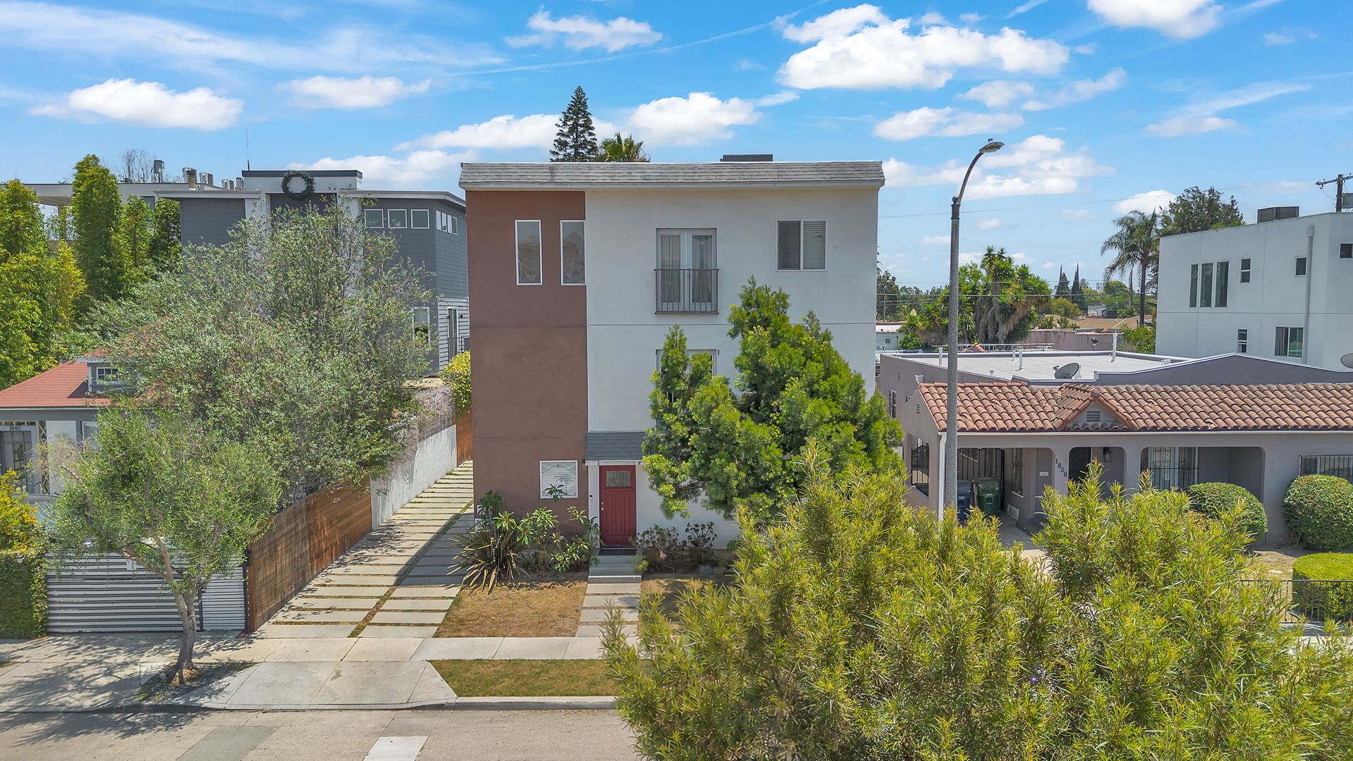 Los Angeles Apartment: 1846 South Curson Avenue