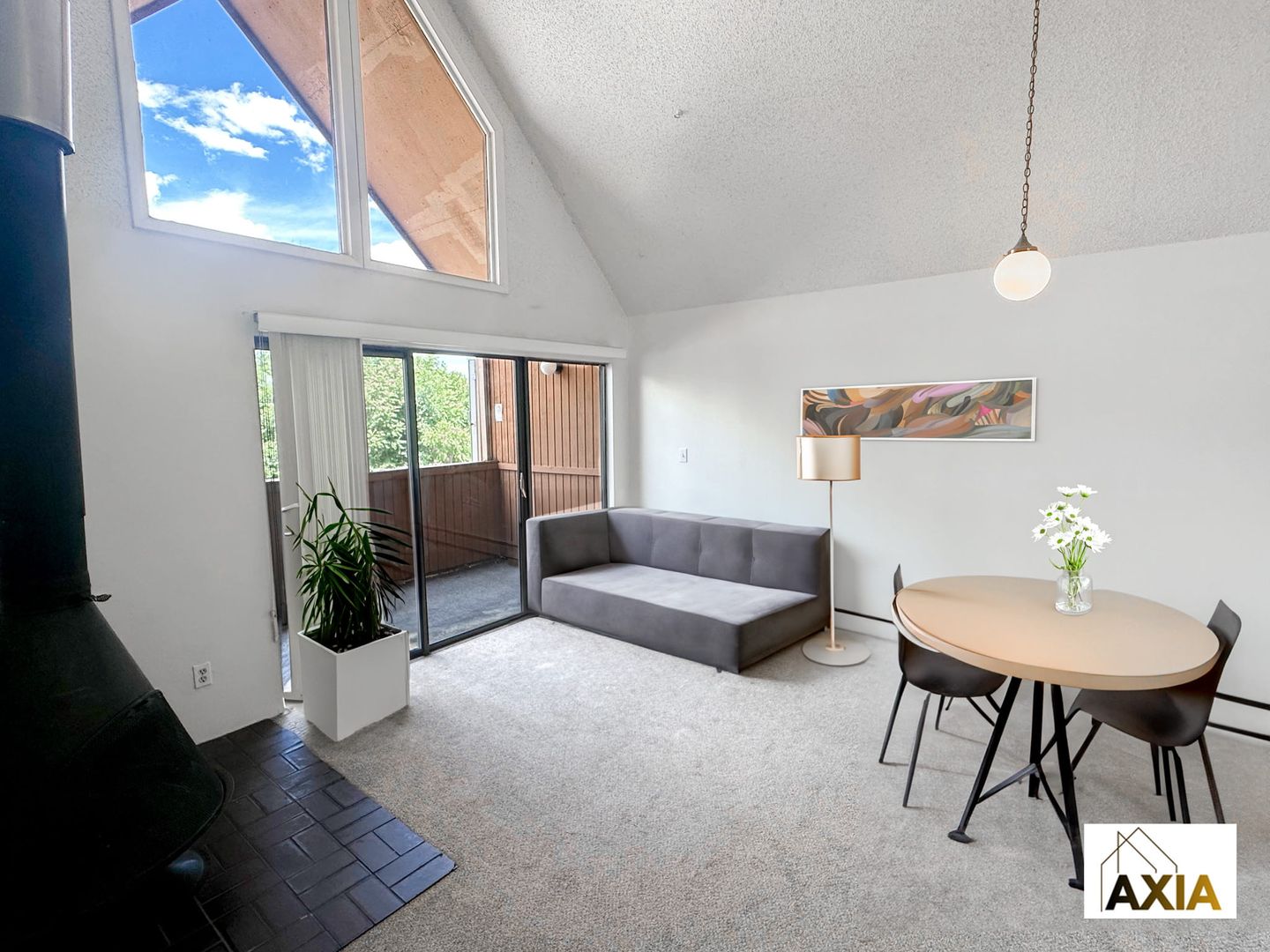 Boulder Apartment: 2075 Goss St
