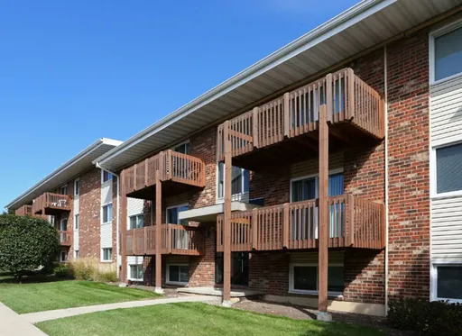 Our Spacious 2-Bedroom, 1.5-Bathroom Apartment with Pool and Business Center